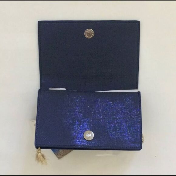 BNWT Disney Parks Danielle Nicole Aladdin Abu Belt Bag Hip Pack - Picture 3 of 3